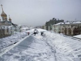 ТСЖ Сретенка-1 – чистка снега с крыши в Москве